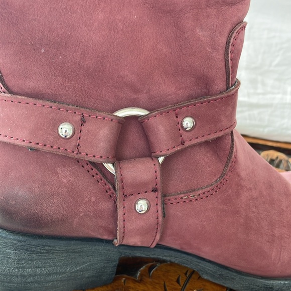 WINE COLORED SZ 37 BOOTIES - Picture 2 of 7